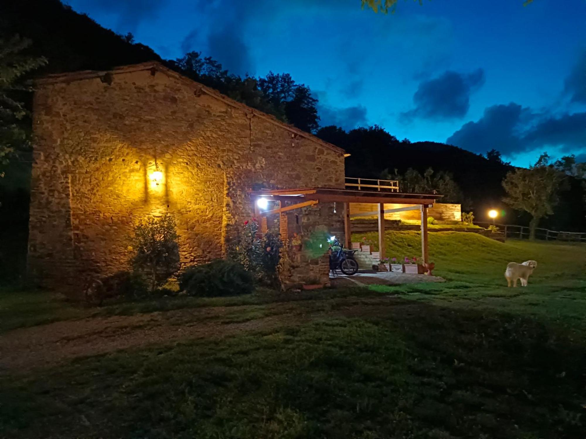 Locanda Di Alberi ボルゴ・サン・ロレンツォ エクステリア 写真