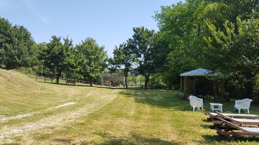 Locanda Di Alberi ボルゴ・サン・ロレンツォ エクステリア 写真