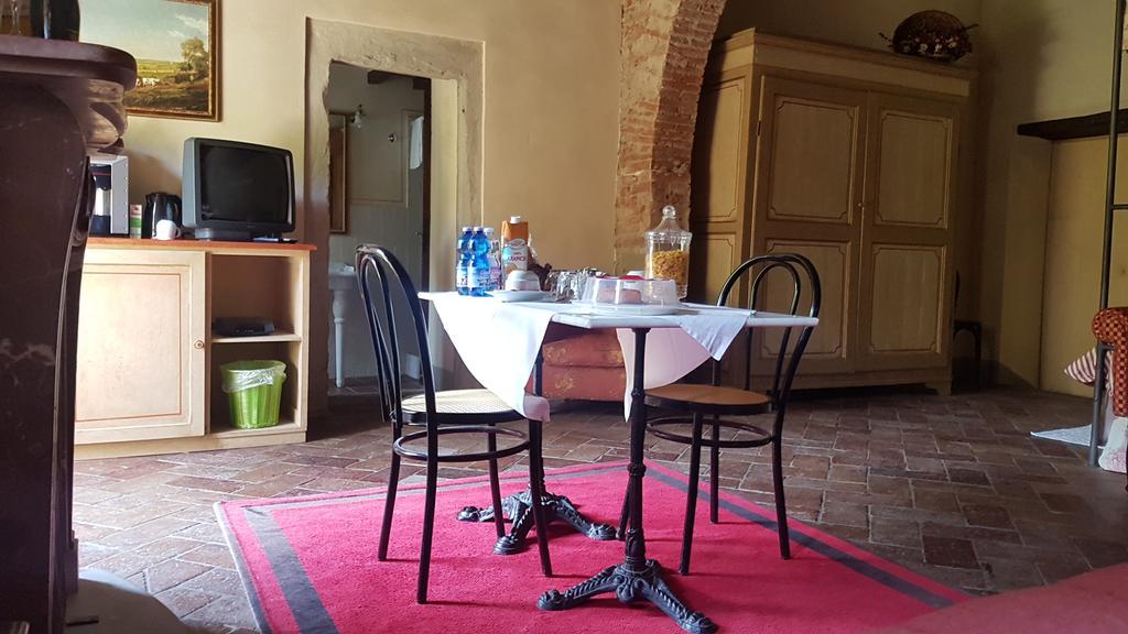 Locanda Di Alberi ボルゴ・サン・ロレンツォ エクステリア 写真
